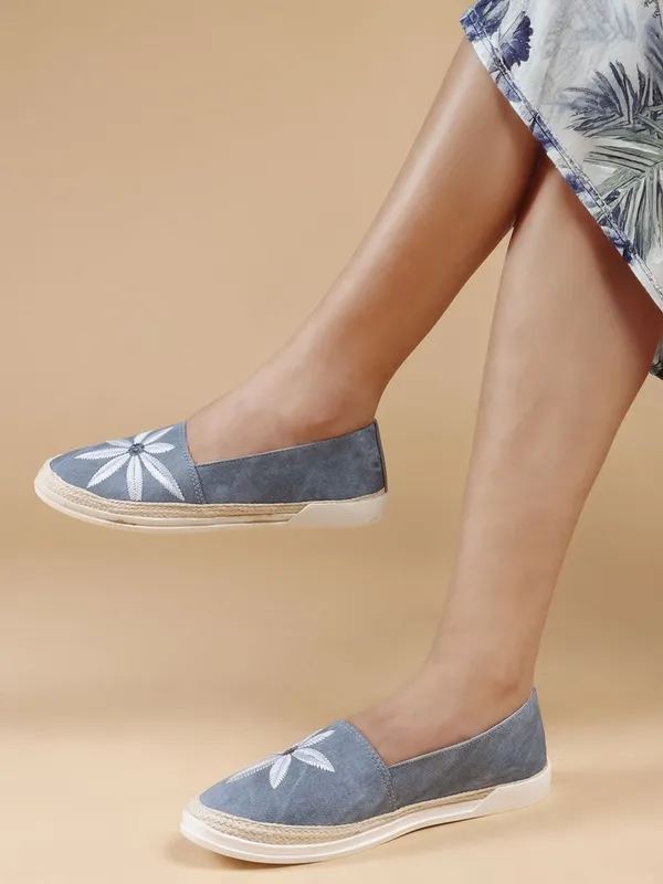 Sky_Denim_Casual_Slip_On_Bellies_For_Women