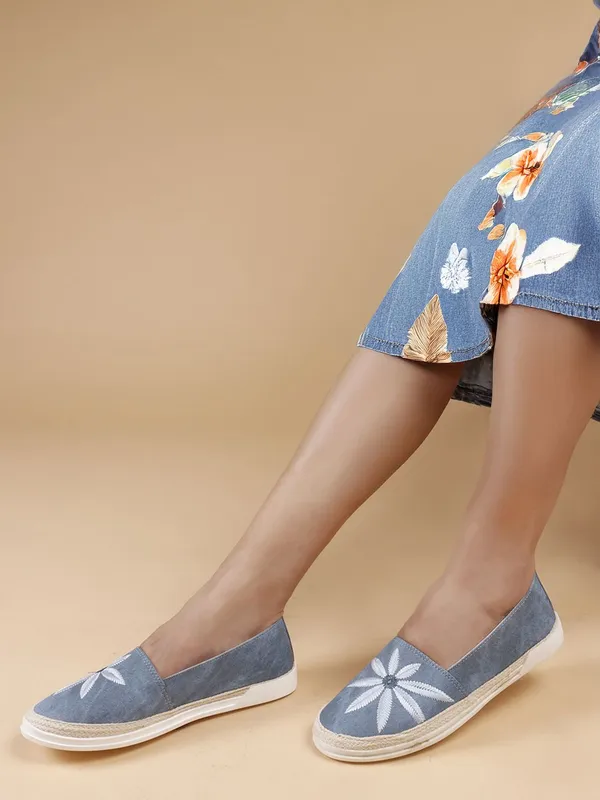 Sky_Denim_Casual_Slip_On_Bellies_For_Women