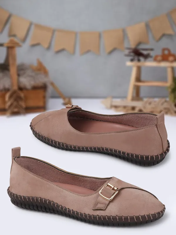 Peach_Synthetic_Leather_Casual_Slip_On_Bellies_For_Women