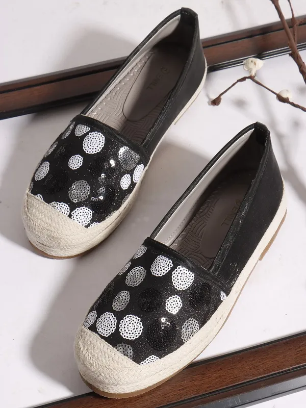 Black_Suede_Casual_Slip_On_Bellies_For_Women