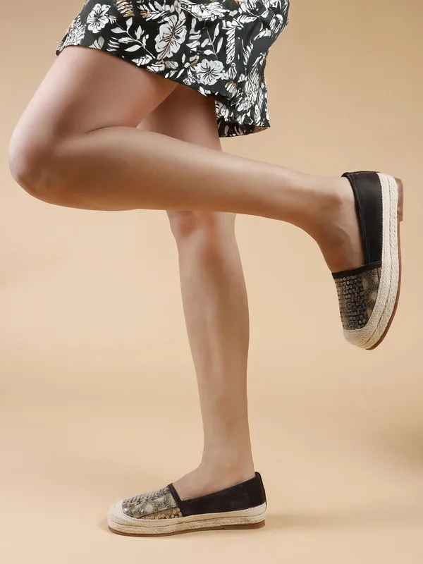Black_Synthetic_Leather_Casual_Slip_On_Bellies_For_Women