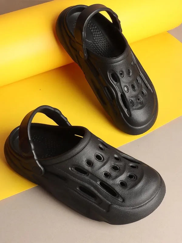 Black_EVA_Clogs_For_Women