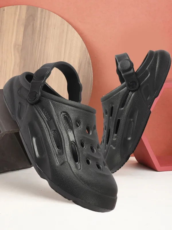 Black_EVA_Clogs_For_Women