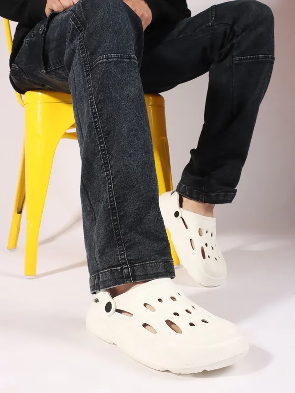 White_EVA_Clogs_For_Women