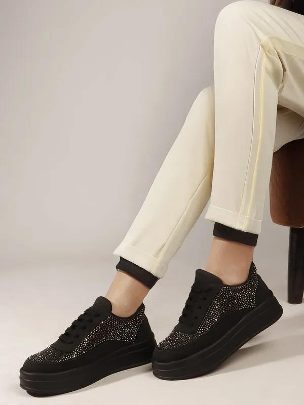 Black_Synthetic_Leather_Casual_Lace_Up_Sneakers_For_Women