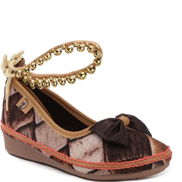 Beige_Fabric_Flats_For_Women