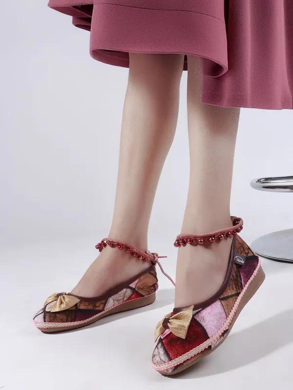 Pink_Fabric_Flats_For_Women