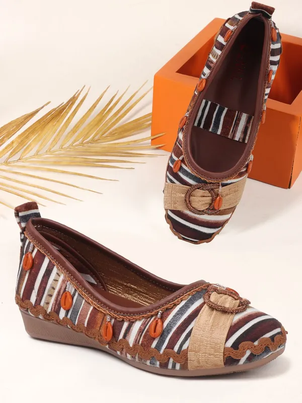 Brown_Fabric_Flats_For_Women
