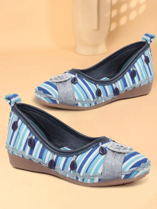 Blue_Fabric_Flats_For_Women