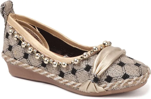 Gold_Fabric_Flats_For_Women