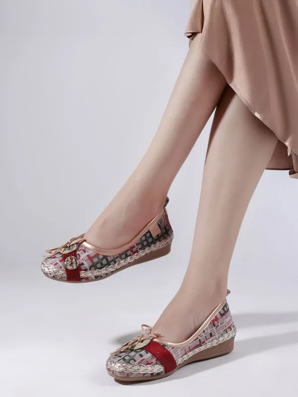 Red_Fabric_Flats_For_Women