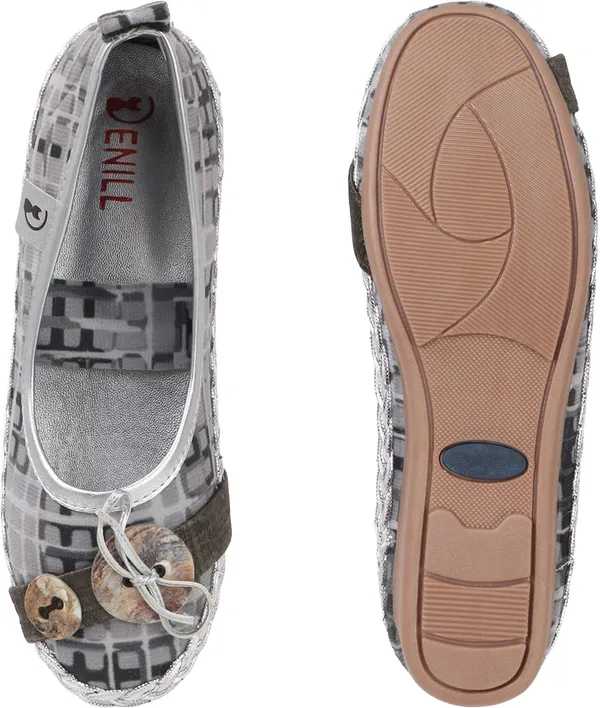 Silver_Fabric_Flats_For_Women