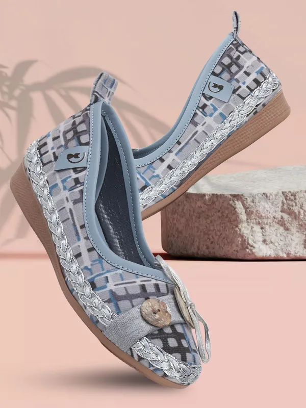 Blue_Fabric_Flats_For_Women