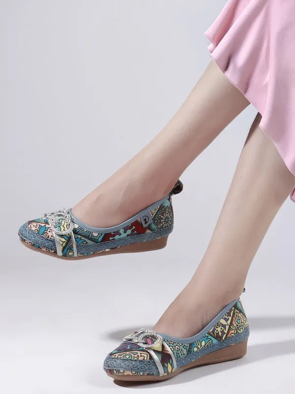 Blue_Fabric_Flats_For_Women