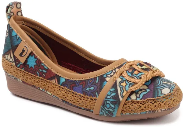 Tan_Fabric_Flats_For_Women