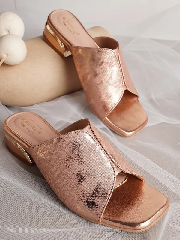 Pink_Synthetic_Leather_Heels_For_Women
