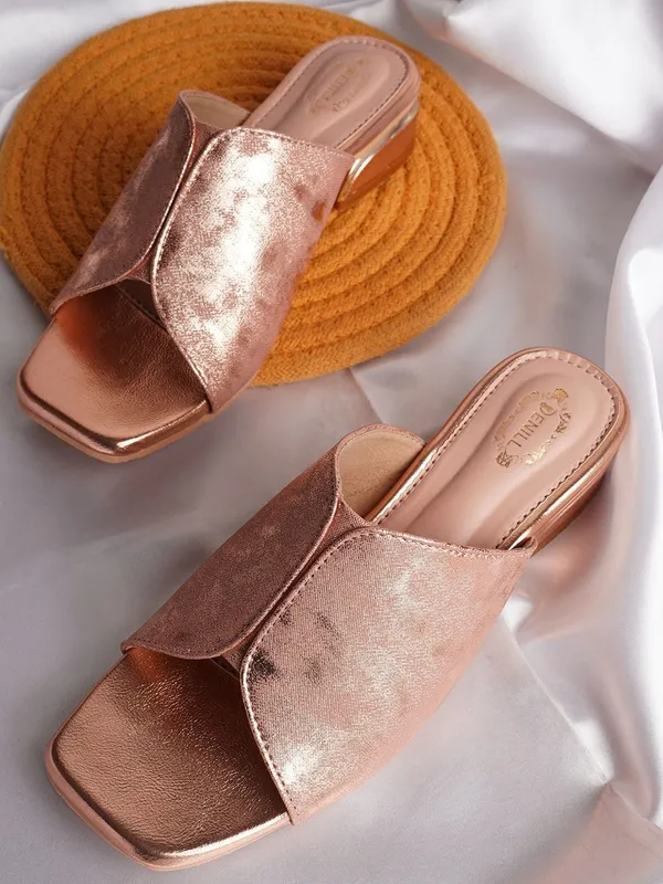 Pink_Synthetic_Leather_Heels_For_Women