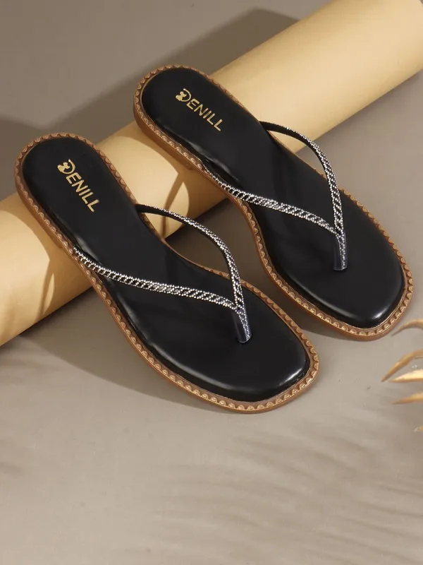 Black_Synthetic_Leather_Flats_For_Women