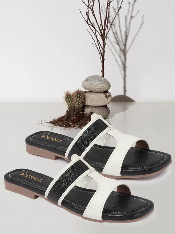 Black_Synthetic_Leather_Flats_For_Women