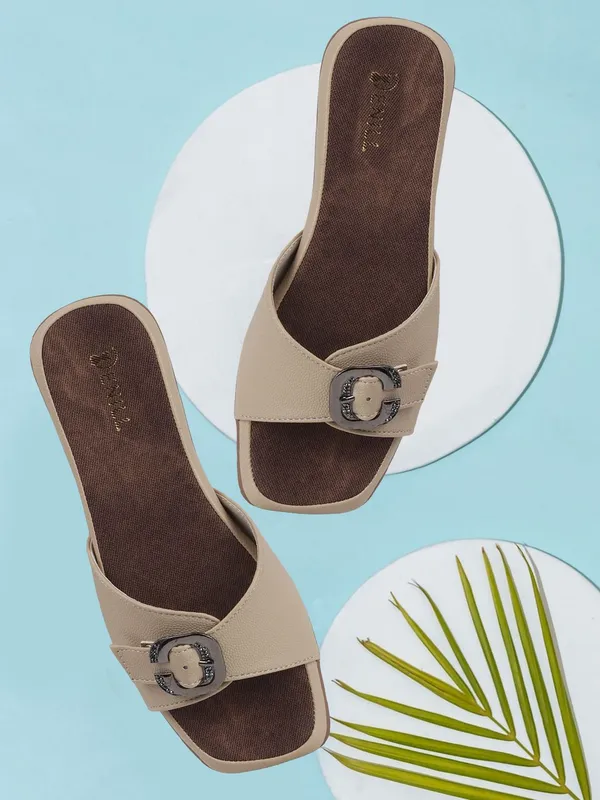 Beige_Synthetic_Leather_Flats_For_Women