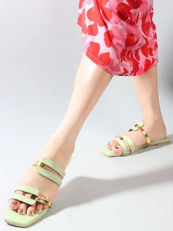 Green_Synthetic_Leather_Flats_For_Women