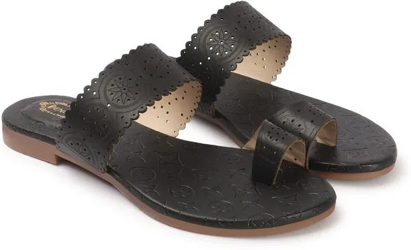 Black_Synthetic_Leather_Flats_For_Women