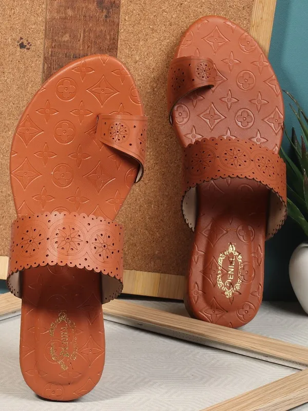 Tan_Synthetic_Leather_Flats_For_Women