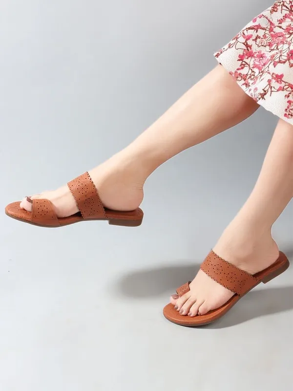 Tan_Synthetic_Leather_Flats_For_Women