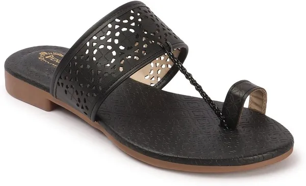 Black_Synthetic_Leather_Flats_For_Women