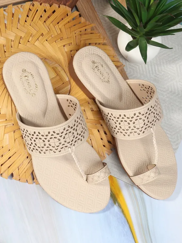 Beige_Synthetic_Leather_Flats_For_Women