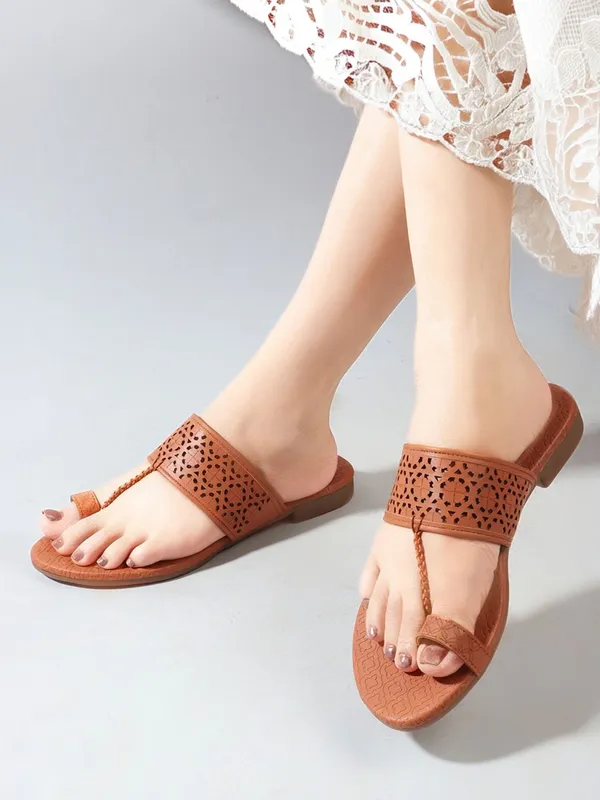 Tan_Synthetic_Leather_Flats_For_Women