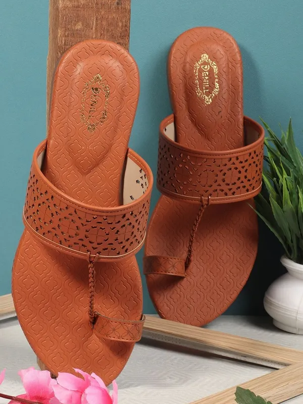 Tan_Synthetic_Leather_Flats_For_Women