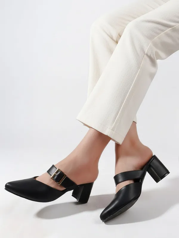 Black_Synthetic_Leather_Heels_For_Women