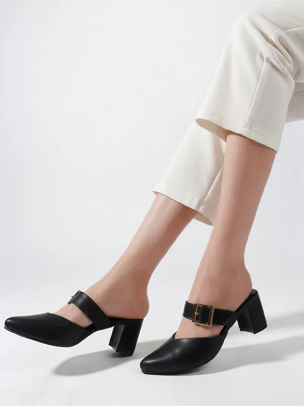 Black_Synthetic_Leather_Heels_For_Women