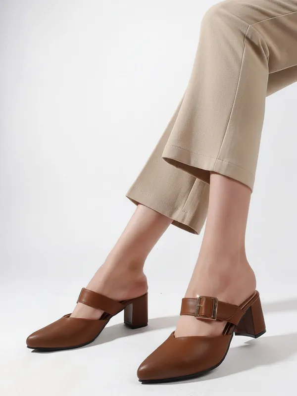 Brown_Synthetic_Leather_Heels_For_Women
