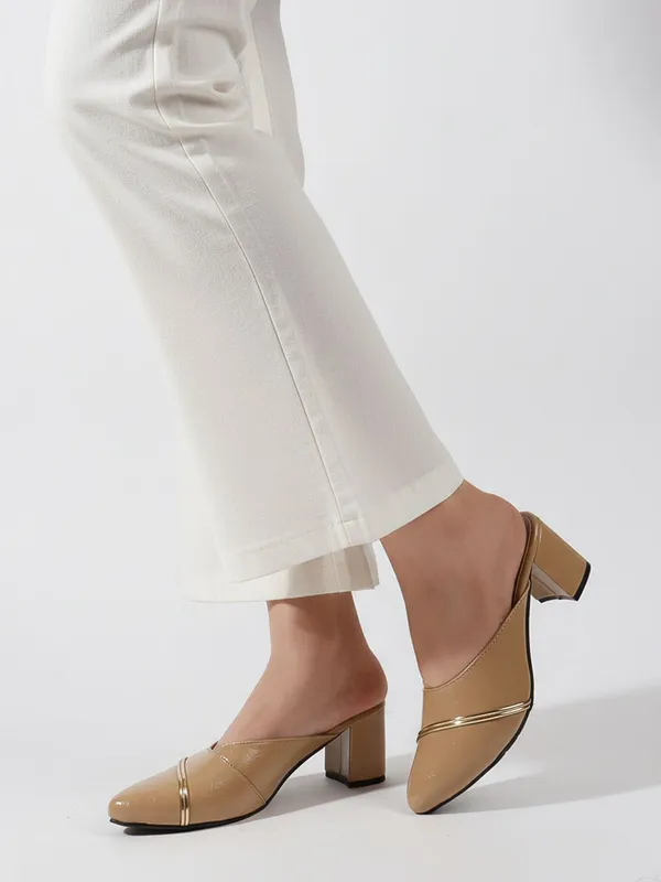 Beige_Synthetic_Leather_Heels_For_Women