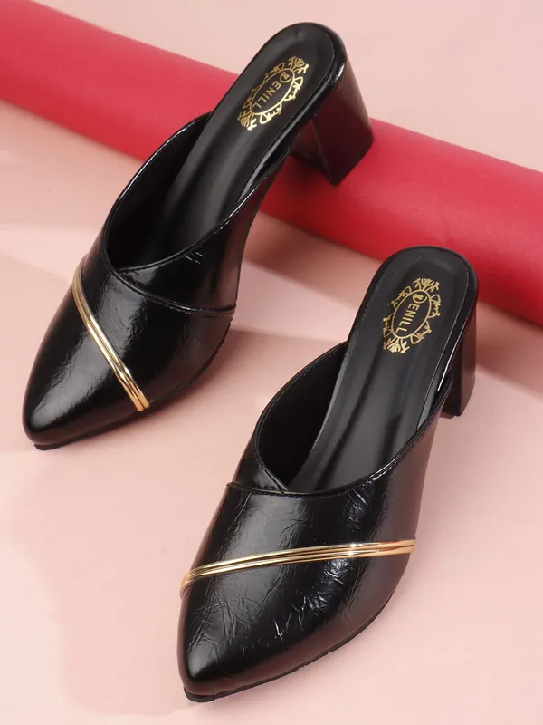 Black_Synthetic_Leather_Heels_For_Women