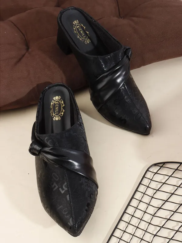 Black_Synthetic_Leather_Heels_For_Women