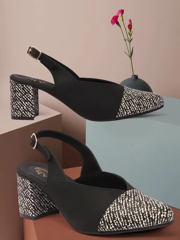 Black_Synthetic_Leather_Heels_For_Women