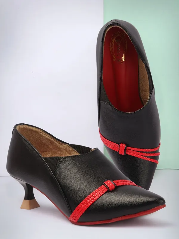 Black_Synthetic_Leather_Heels_For_Women