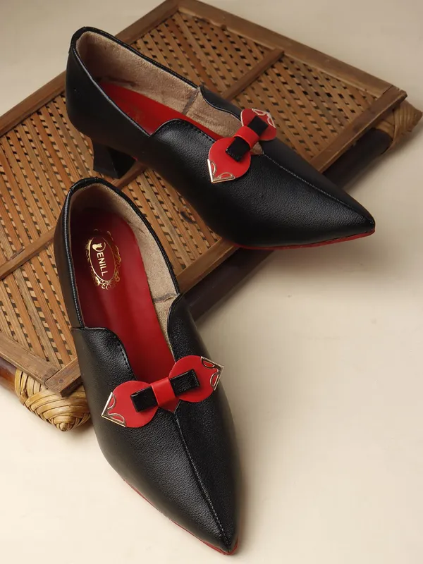 Black_Synthetic_Leather_Heels_For_Women