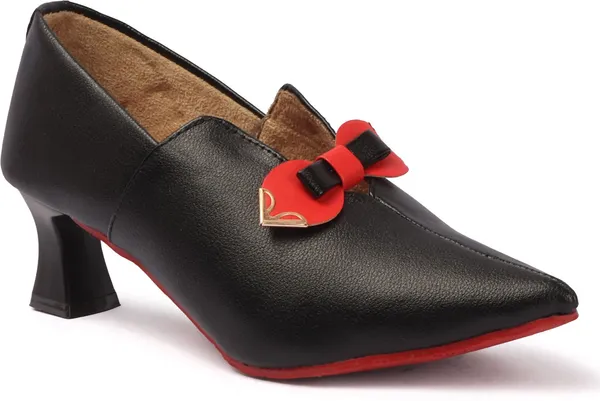 Black_Synthetic_Leather_Heels_For_Women