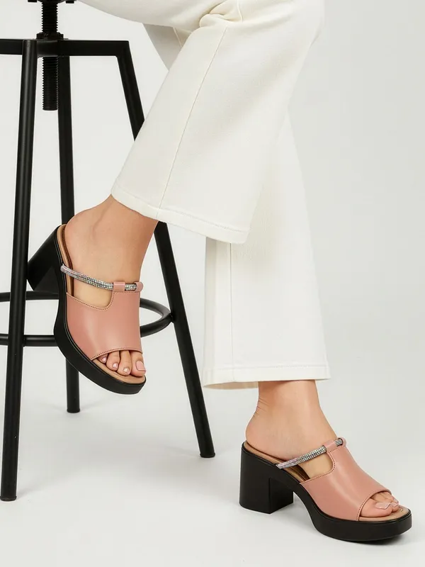 Pink_And_Black_Synthetic_Leather_Heels_For_Women