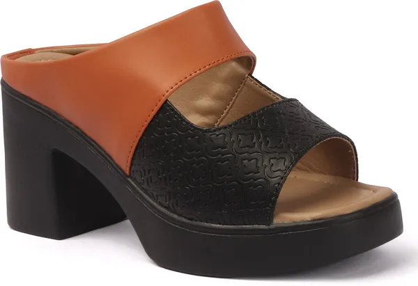 Black_Synthetic_Leather_Heels_For_Women