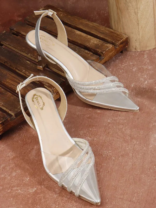 Silver_Synthetic_Leather_Heels_For_Women