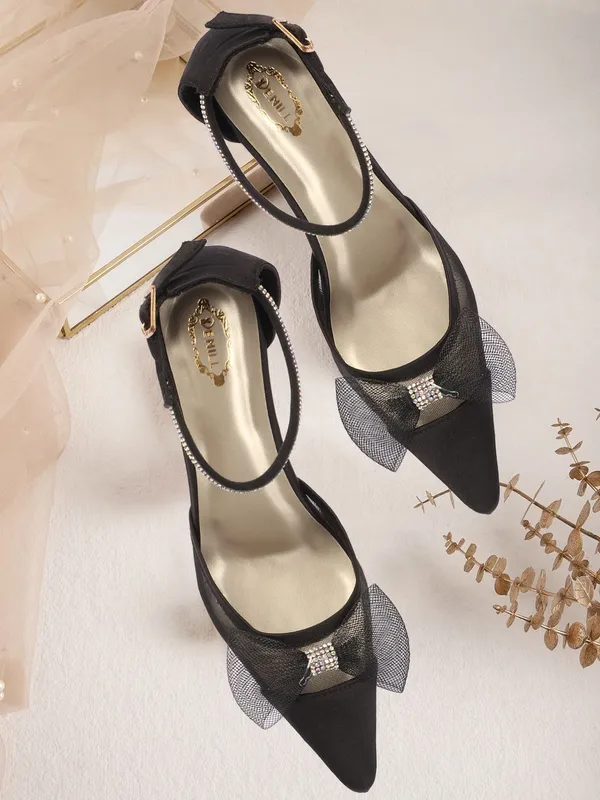 Black_Synthetic_Leather_Heels_For_Women