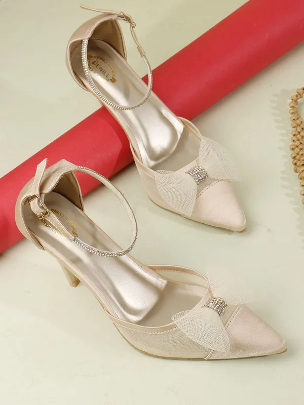 Gold_Synthetic_Leather_Heels_For_Women