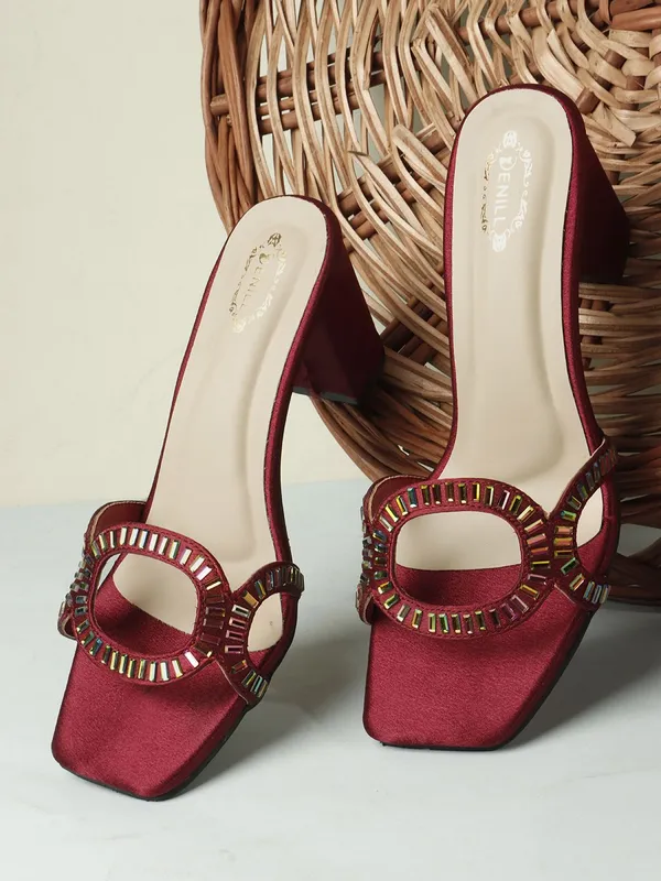 Maroon_Synthetic_Leather_Heels_For_Women