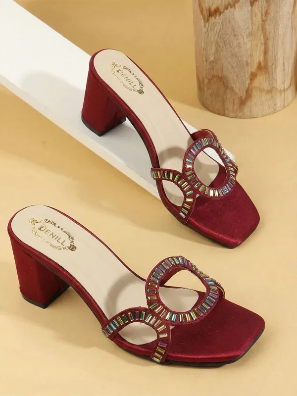 Maroon_Synthetic_Leather_Heels_For_Women
