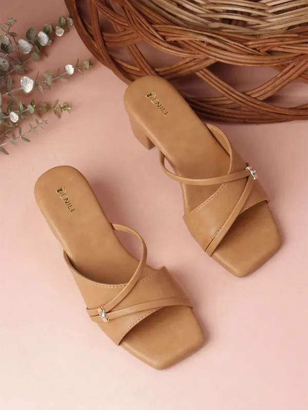 Beige_Synthetic_Leather_Heels_For_Women